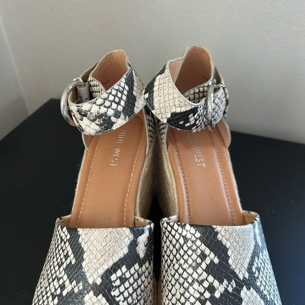Nine West 📦 out without