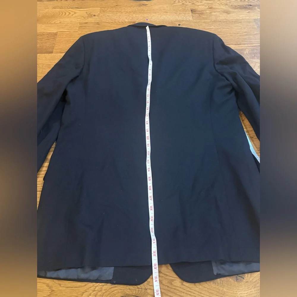 Brooks Brothers. Black Wool Blazer. Size 42.
