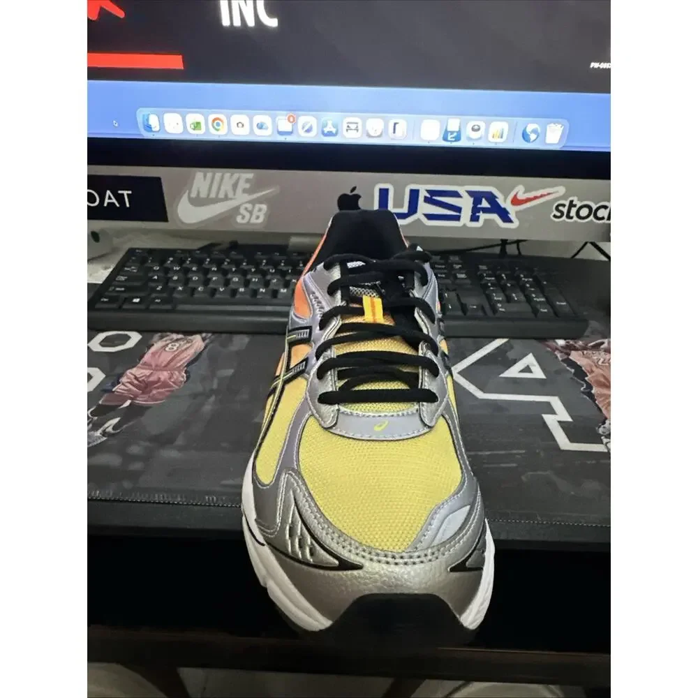 Asics thanks shopping