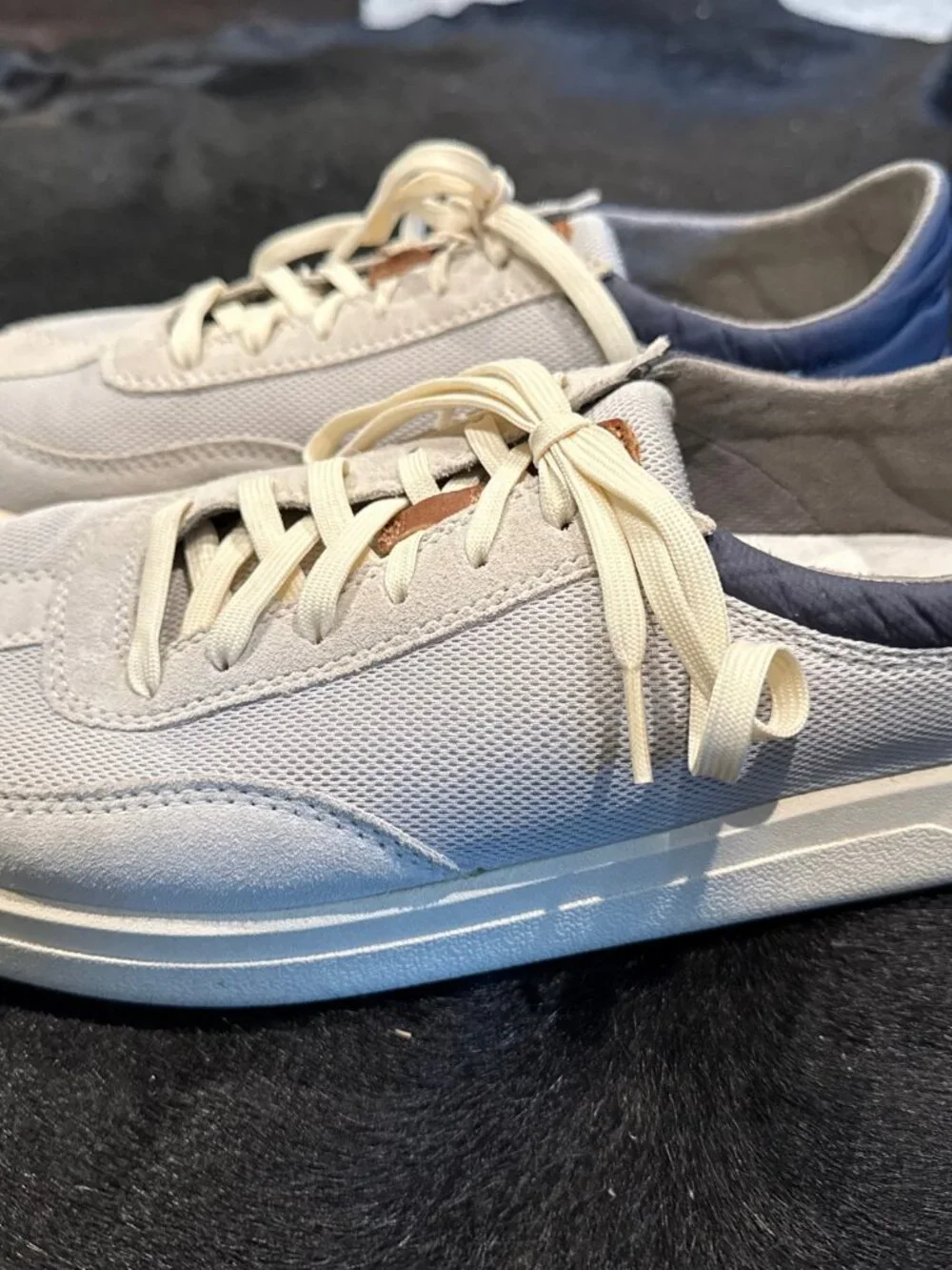 OluKai punini lace