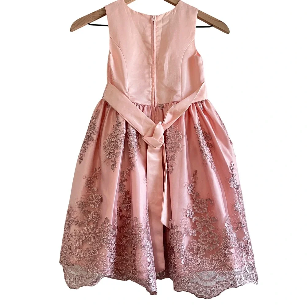 Tahari elegant girls