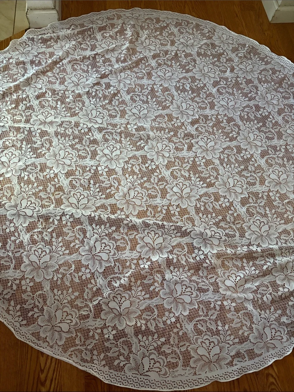 Lace table cloth elegant white