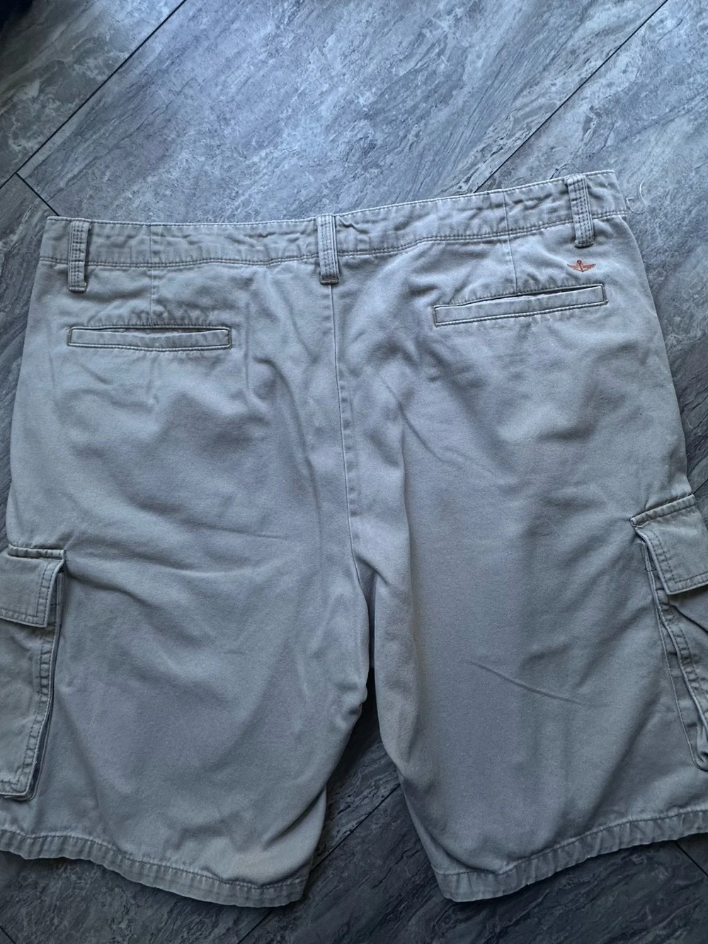 Dockers item specifics