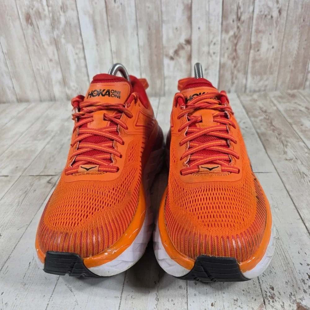 Hoka One One hoka one