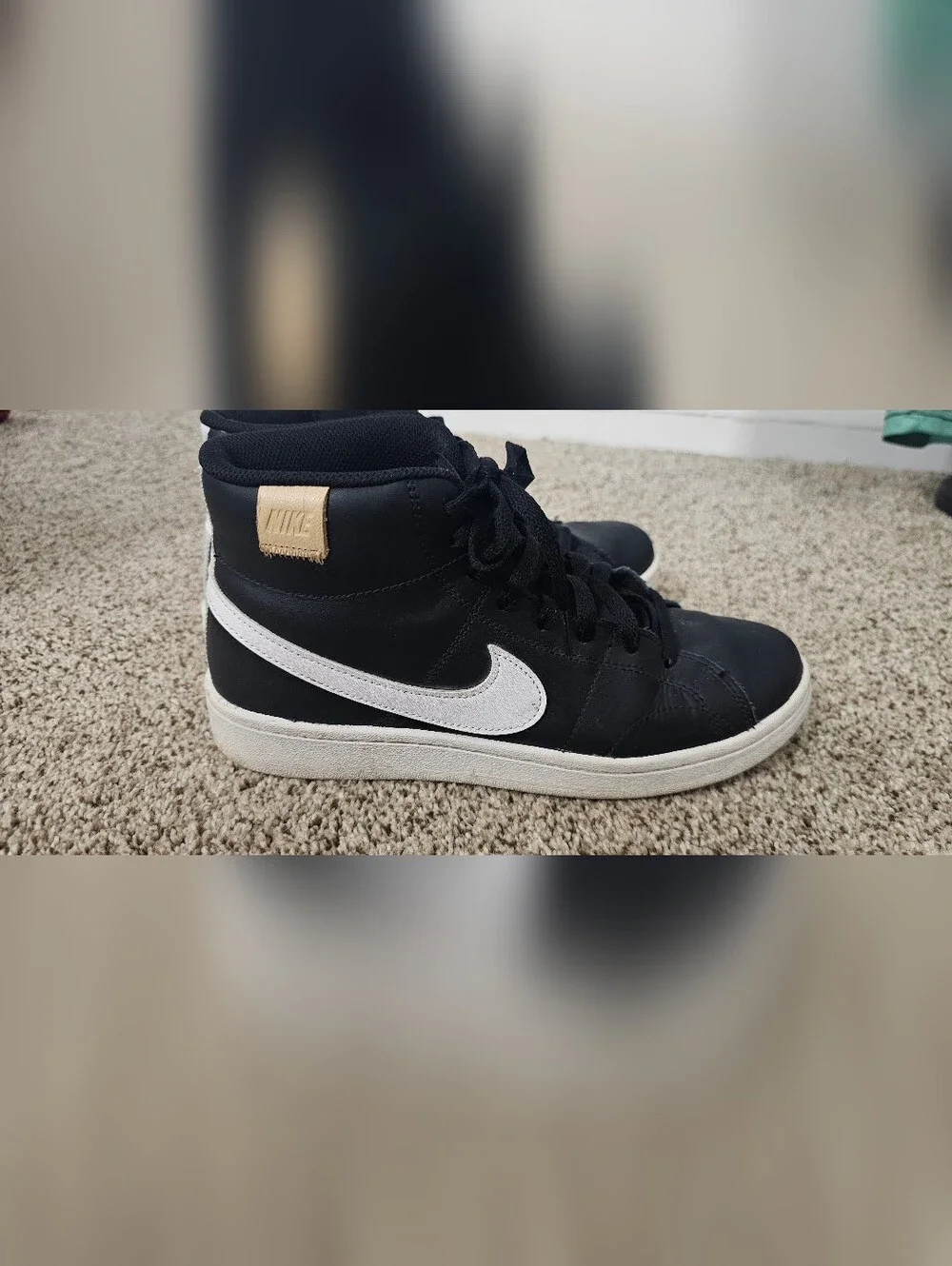 Nike classic black