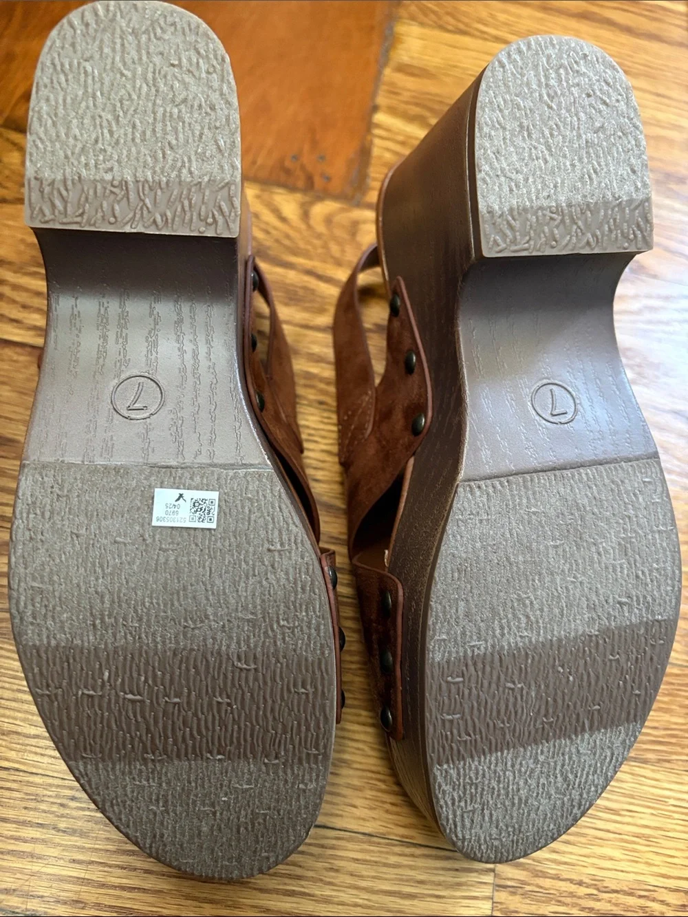 American Eagle Outfitters comfortable brown