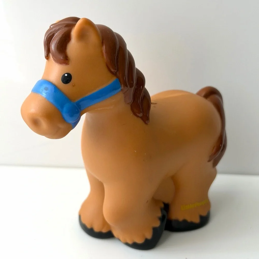 FISHER PRICE Little People Horse, Cat, Baby & Family Figures Lot 11 pc. Set