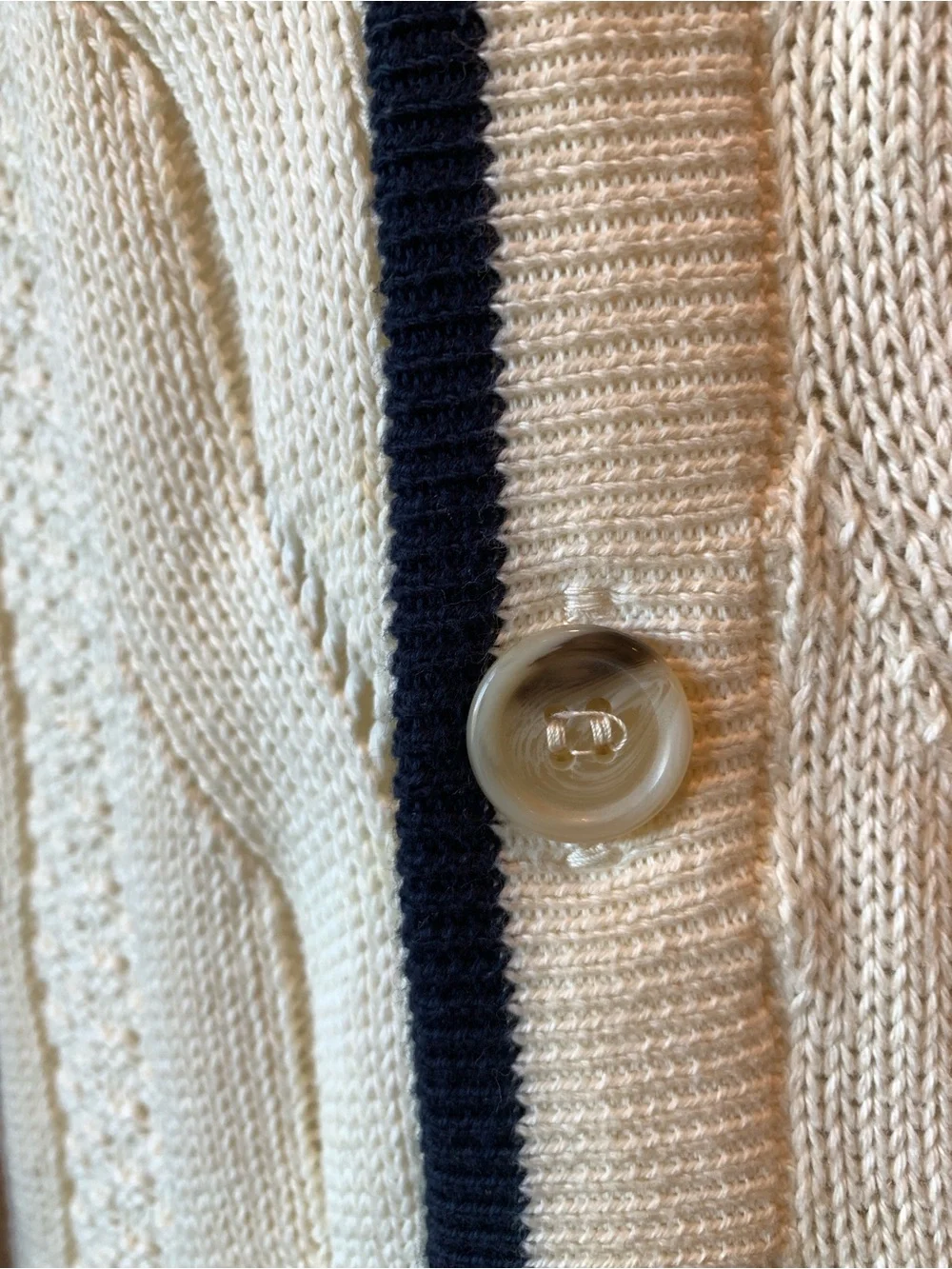 Aquascutum London classic cable