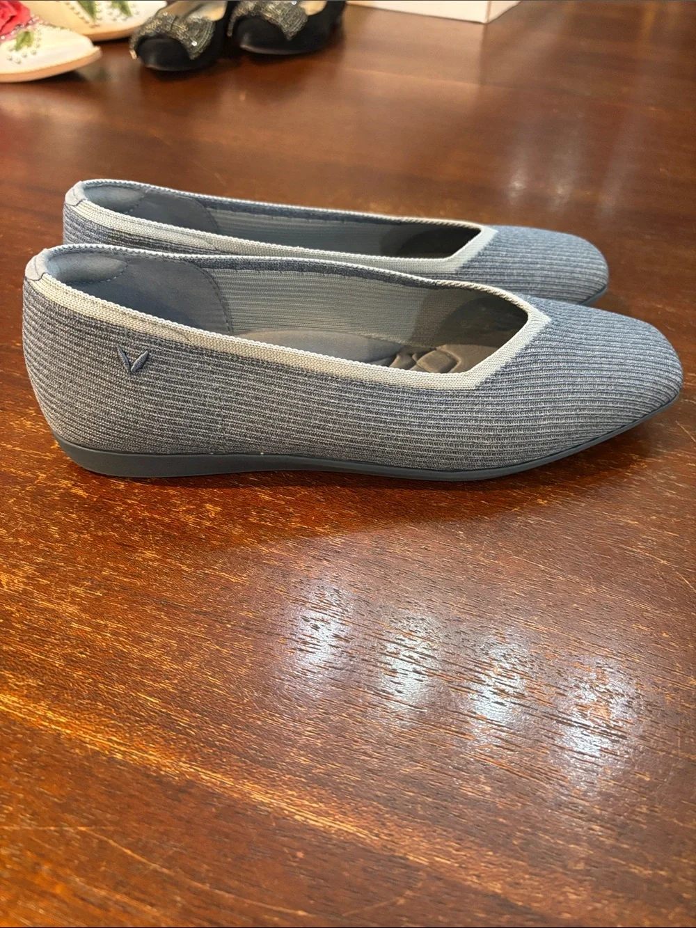 Vivaia Margot Square Toe V- Cut 2.0 Slip Ons