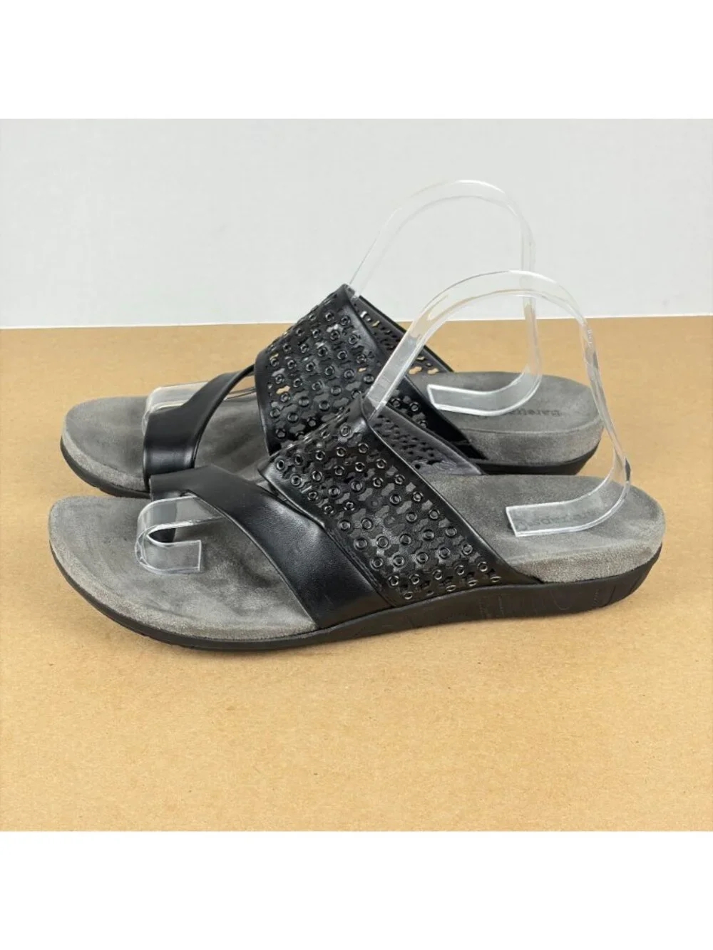 BareTraps style number
