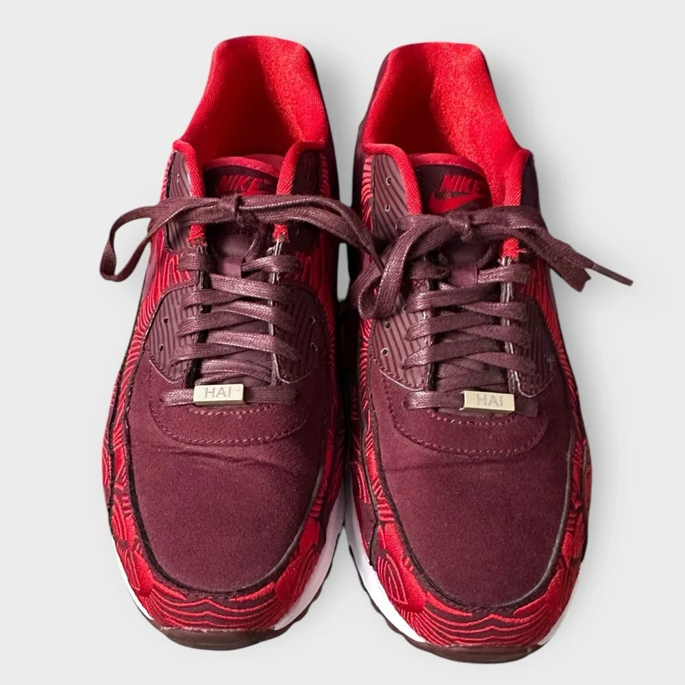Nike comfortable women’s