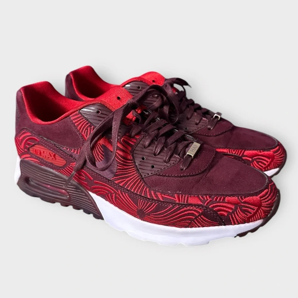 Nike comfortable women’s