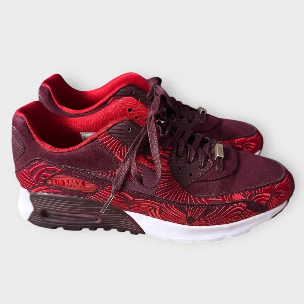 Nike comfortable women’s