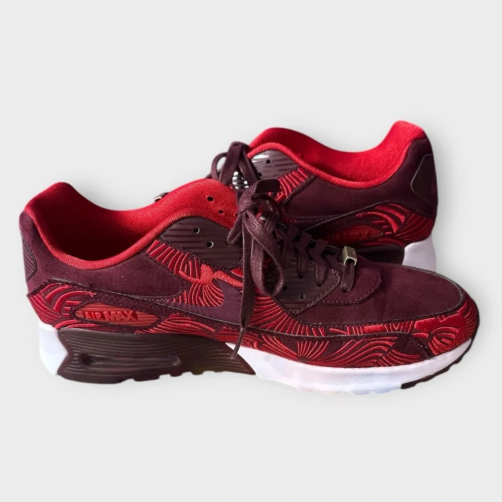 Nike comfortable women’s
