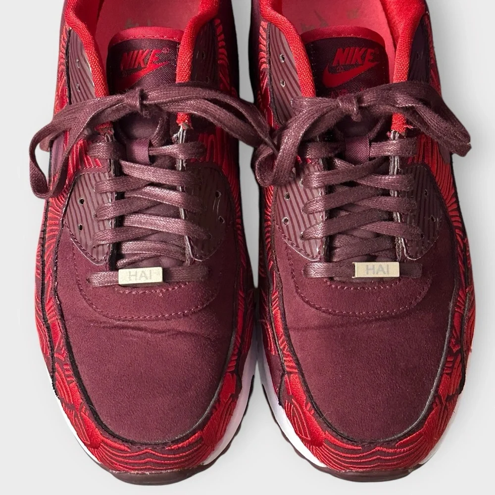 Nike comfortable women’s