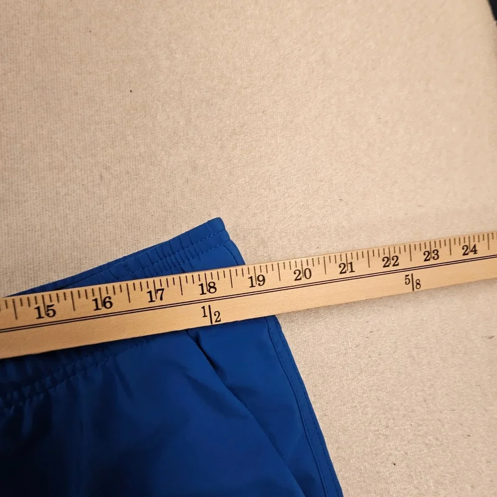 Oakley Mens Performance Fit Athletic Shorts Blue Size 2XL Drawstring Mesh Liner