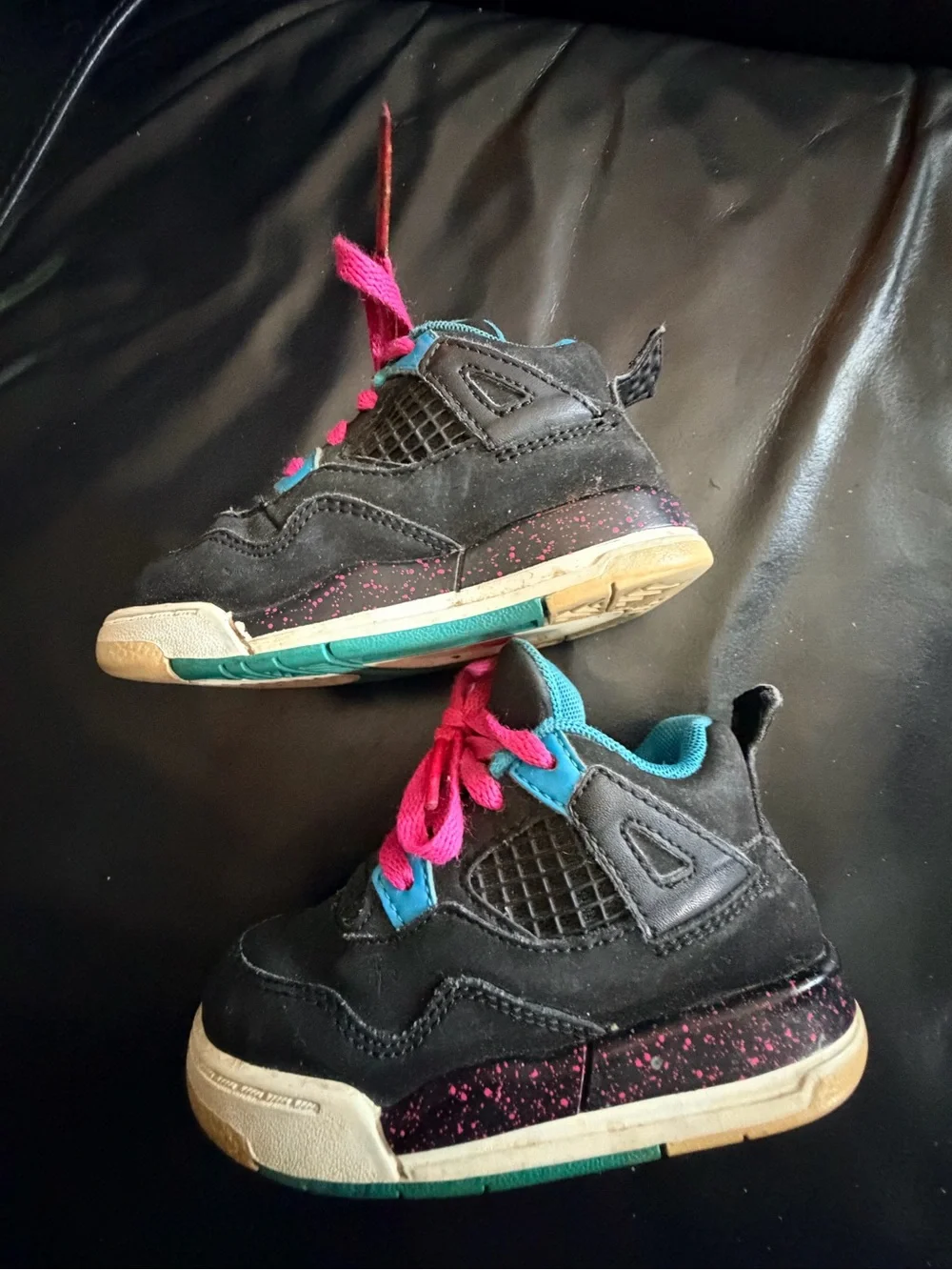 Jordan black pink