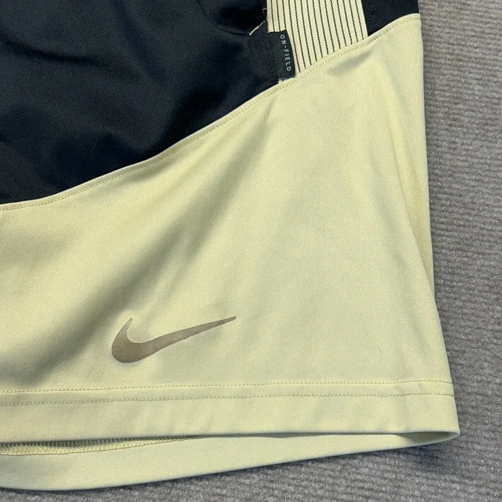 Nike please review