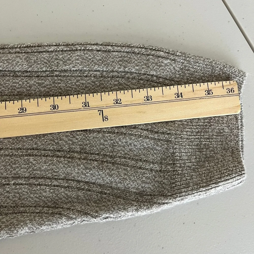 Dockers this long
