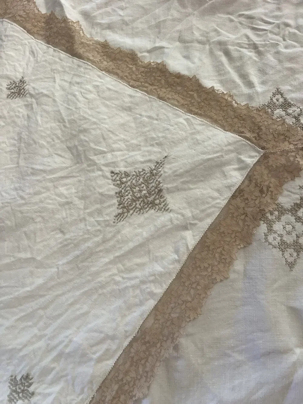 Vintage White Embroidered Cross Stitch 100% Linen Tablecloth 76x64 - Read Flawed