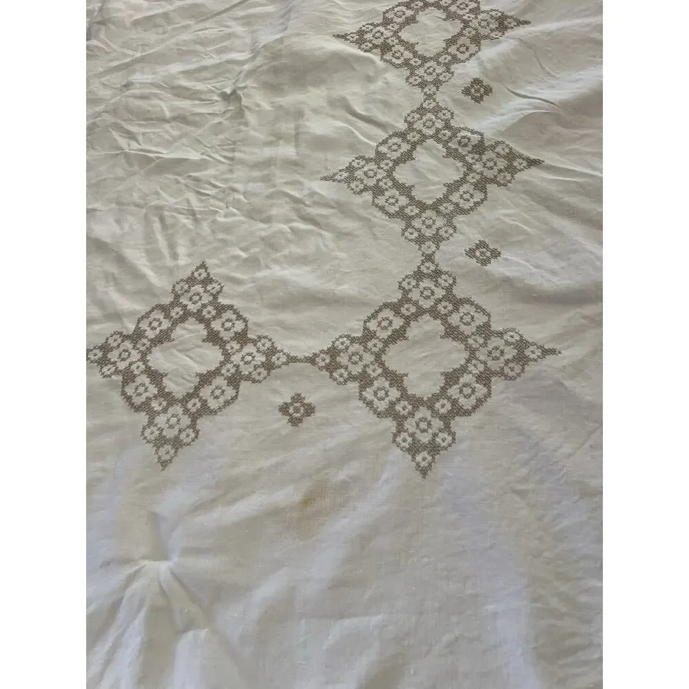 LinenTablecloth vintage white