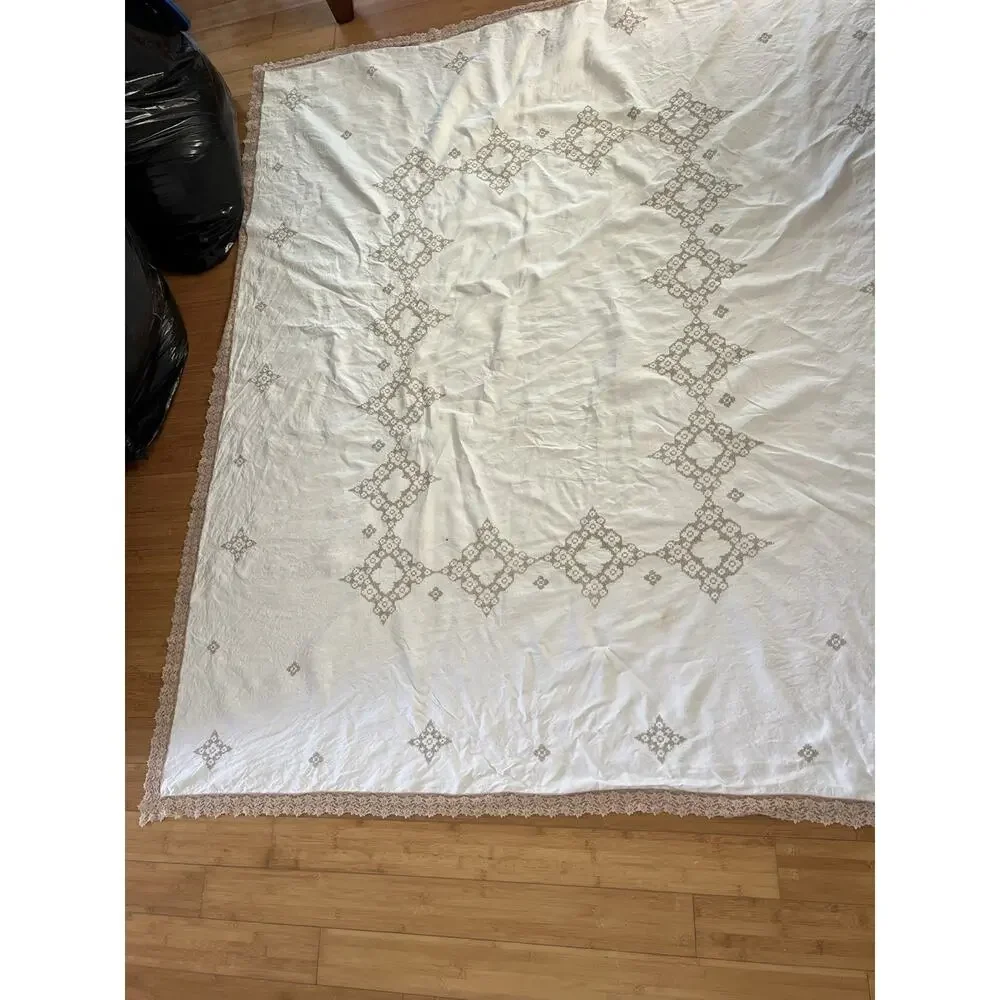 LinenTablecloth vintage white