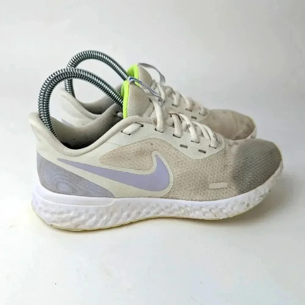 Nike revolution bq3207