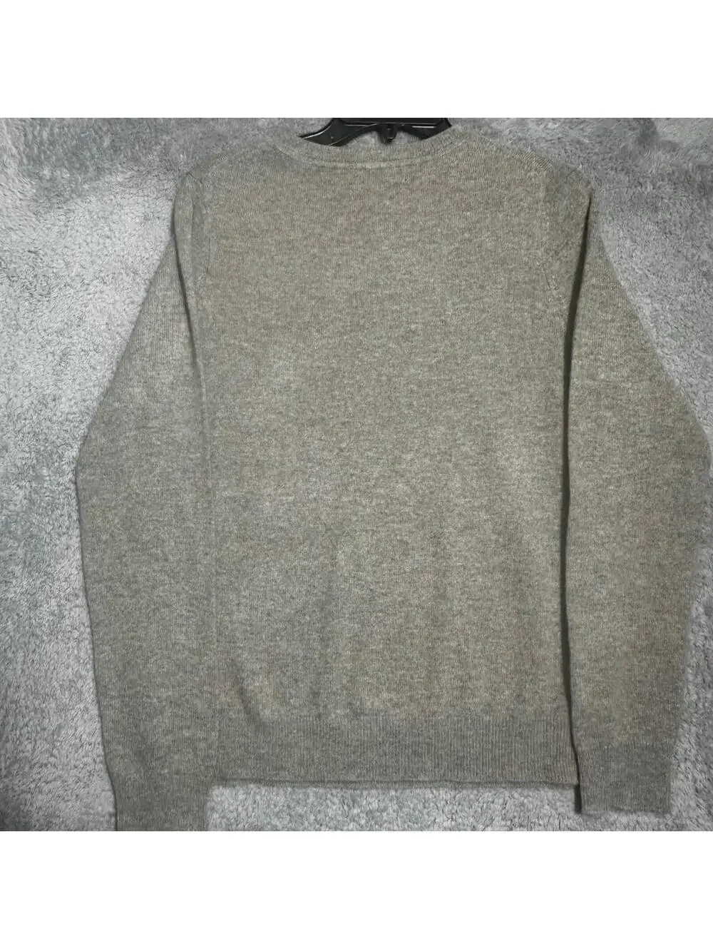 Tahari this crewneck