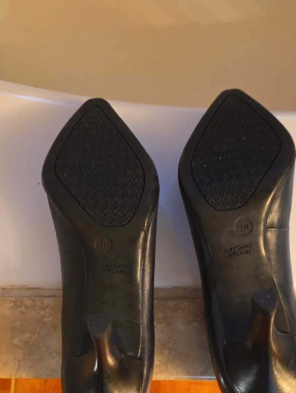 ANTONIO MELANI classic pointed