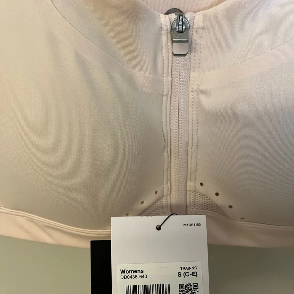 Nike available all