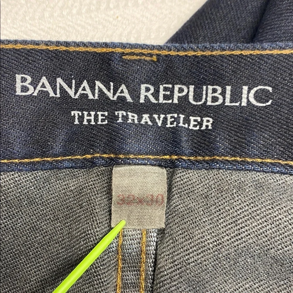 Banana Republic title banana