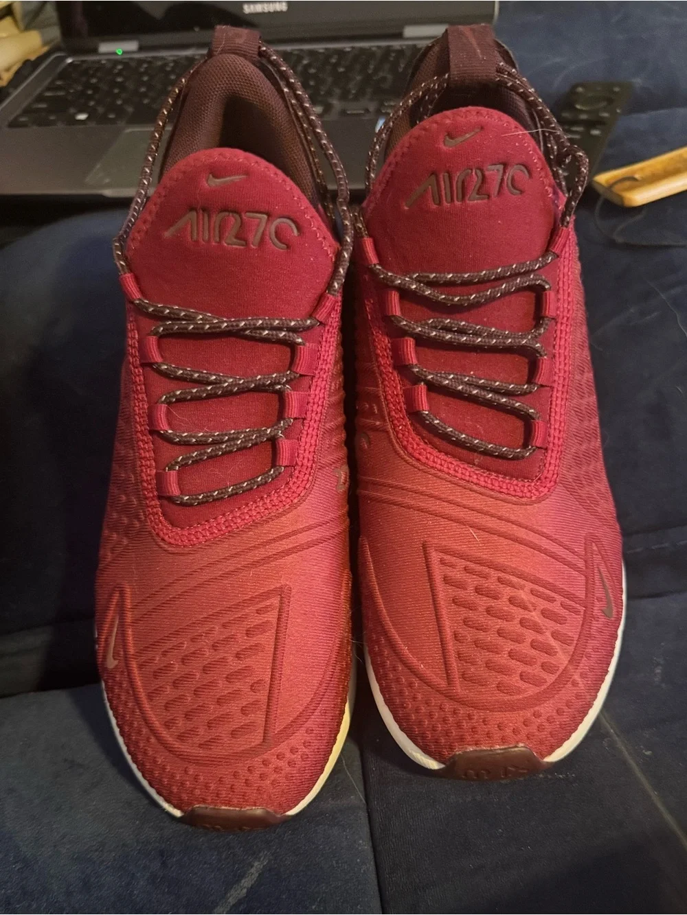 Nike knit unit