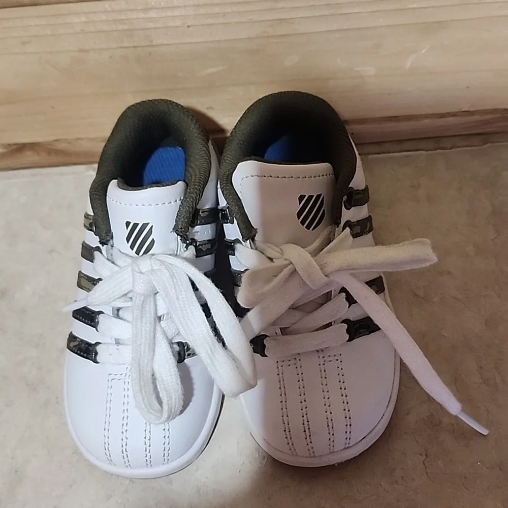 K-Swiss no rips