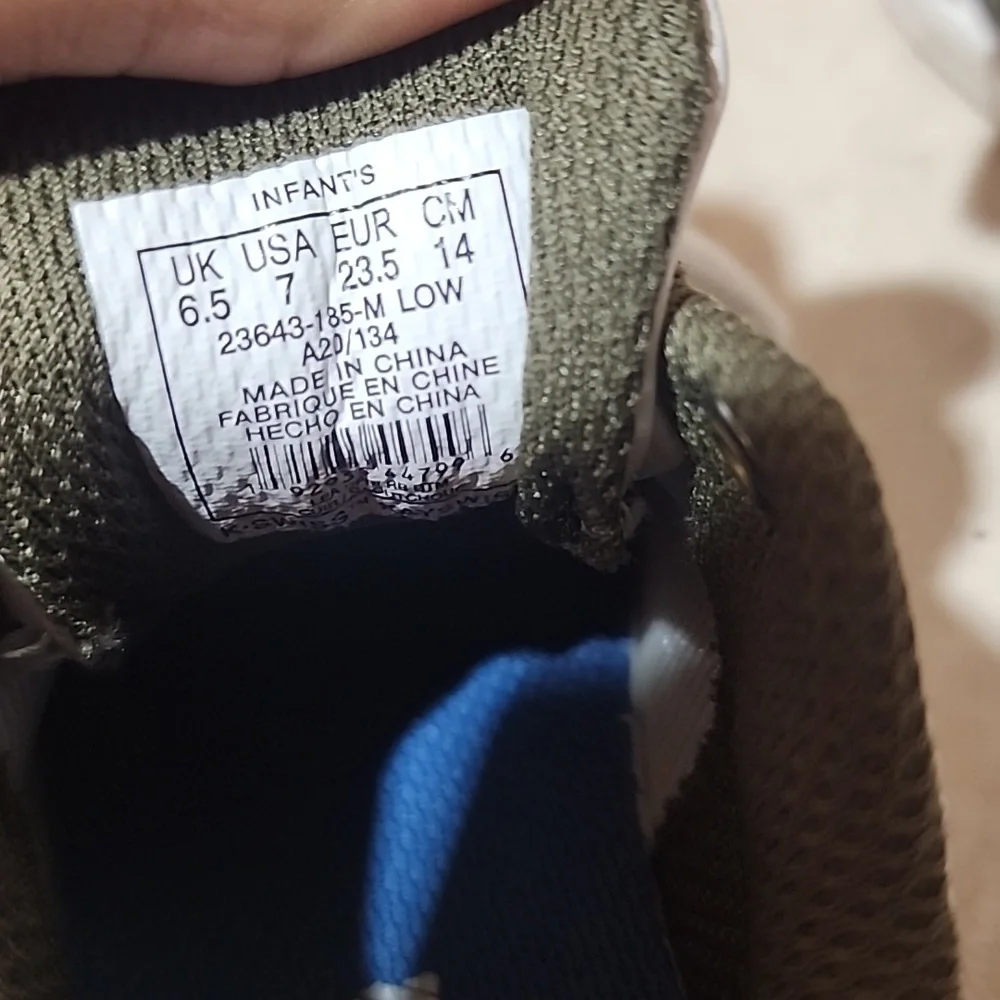 K-Swiss toddler excellent no