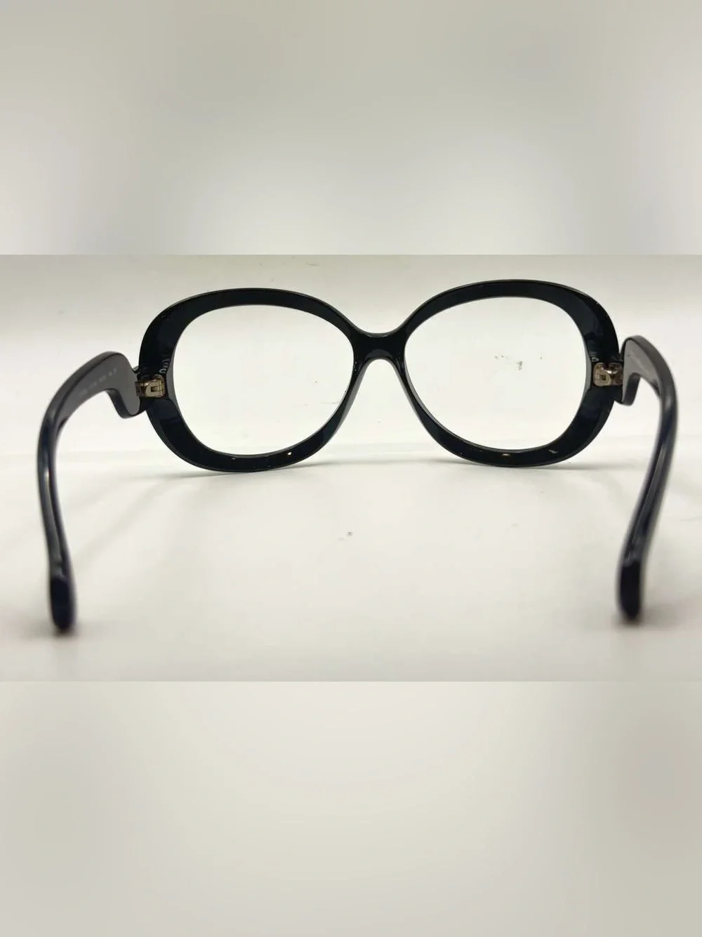 Dolce & Gabbana listing pair