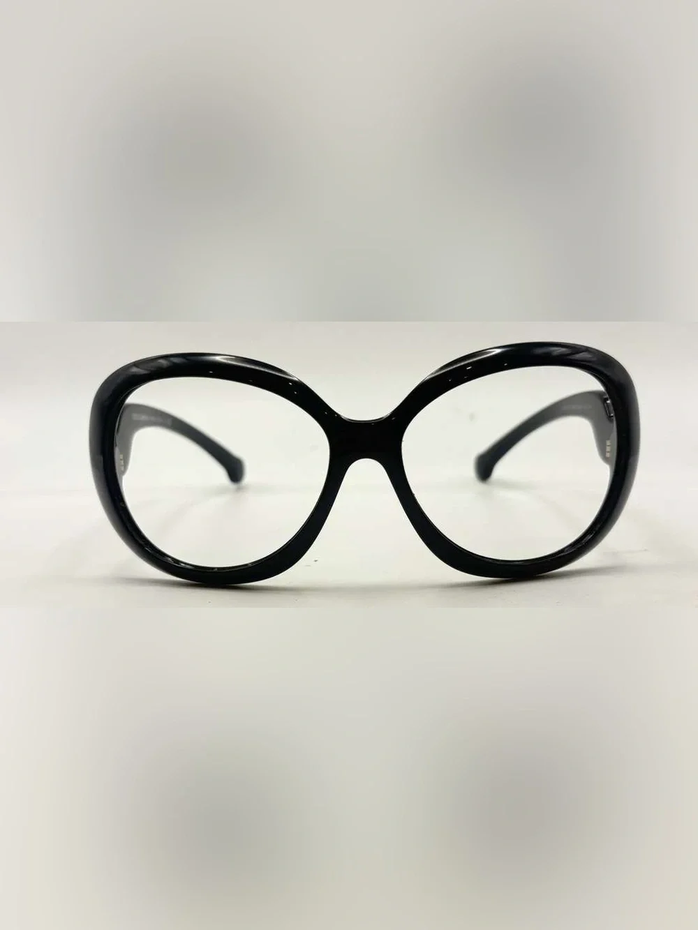 Dolce & Gabbana listing pair
