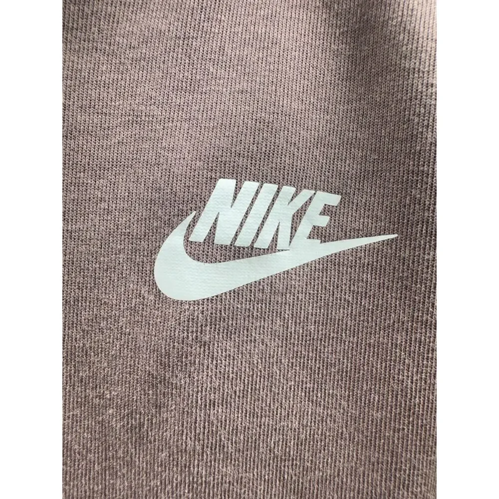 Nike women’s full