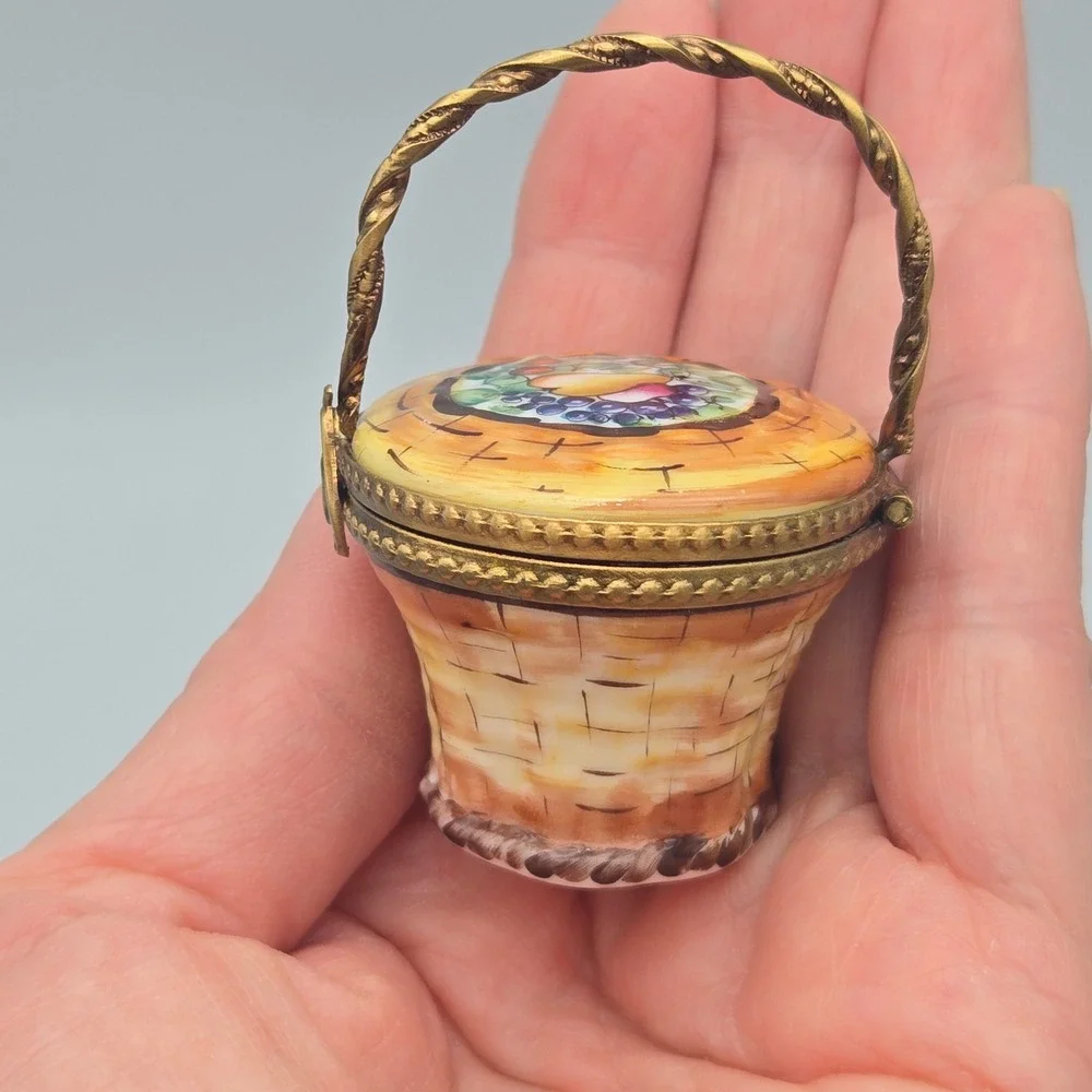 Limoges including metal