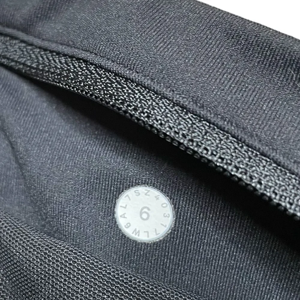 LULULEMON Speed Up Crop 21