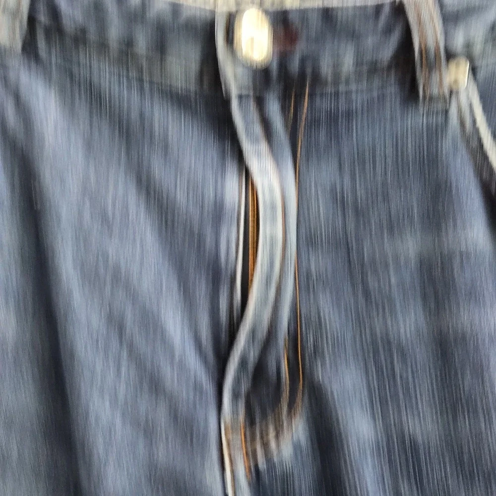 Tommy Bahama *please carefully