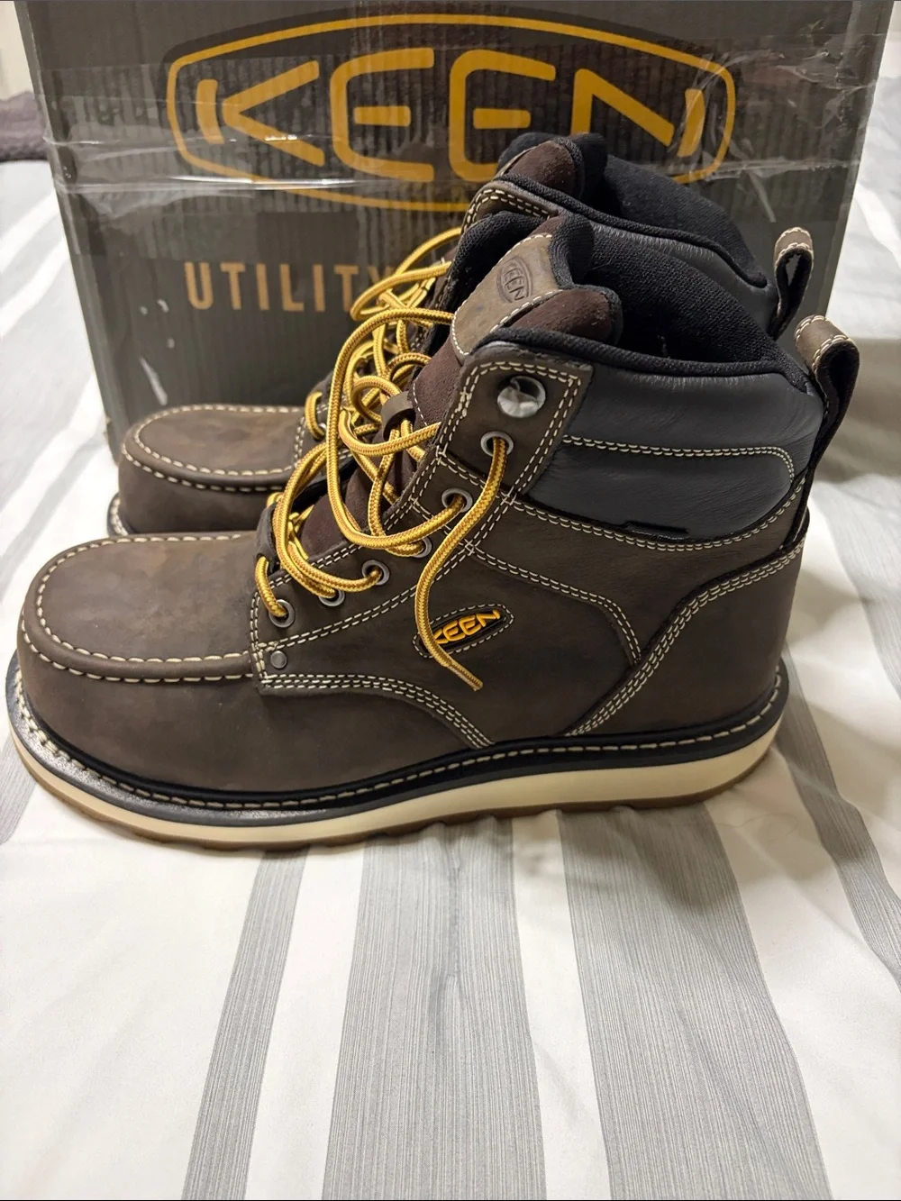 Keen men brown