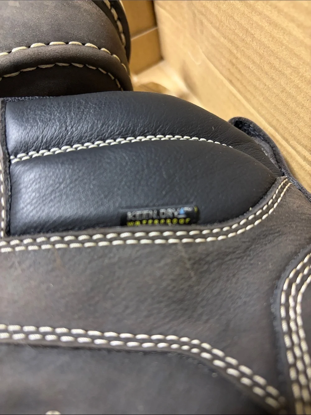 Keen men brown