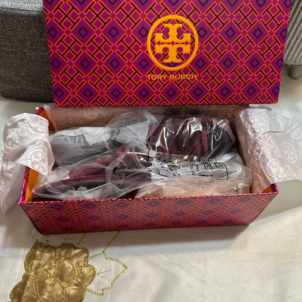 NWT Tory Burch Embellished Logo Velvet Scandals, Be summer ready with this.