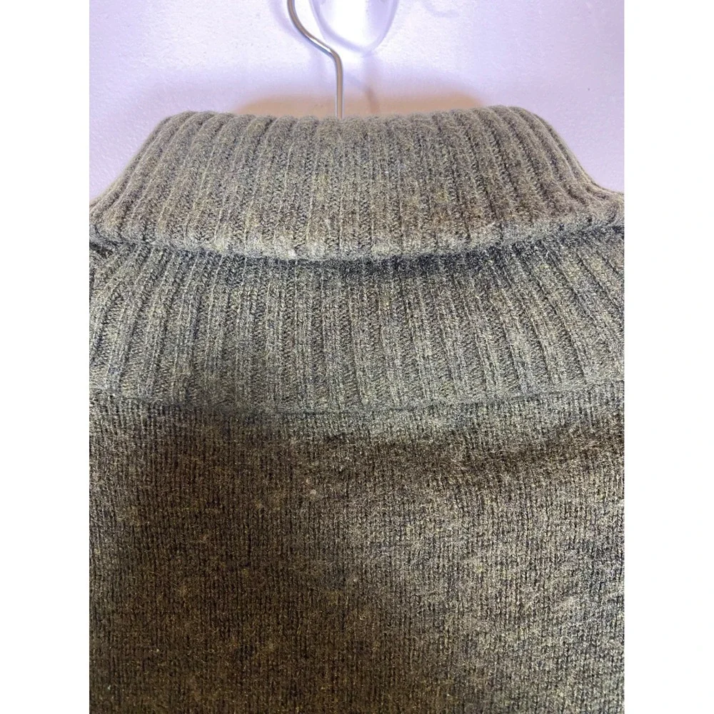 J. Crew Factory classic crew