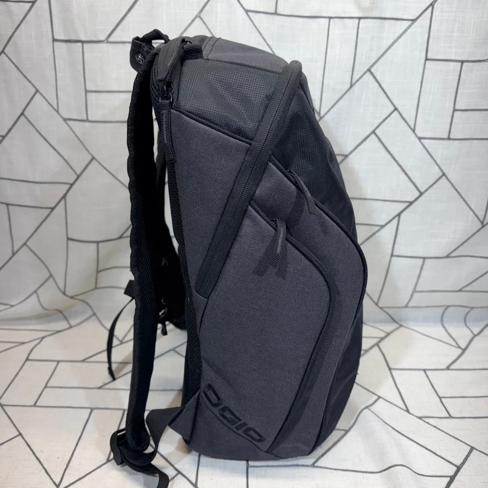 OGIO backpack sleek