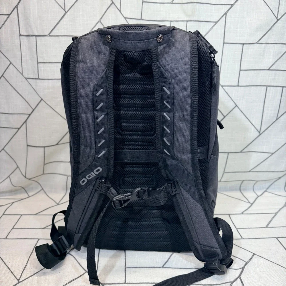 OGIO backpack sleek