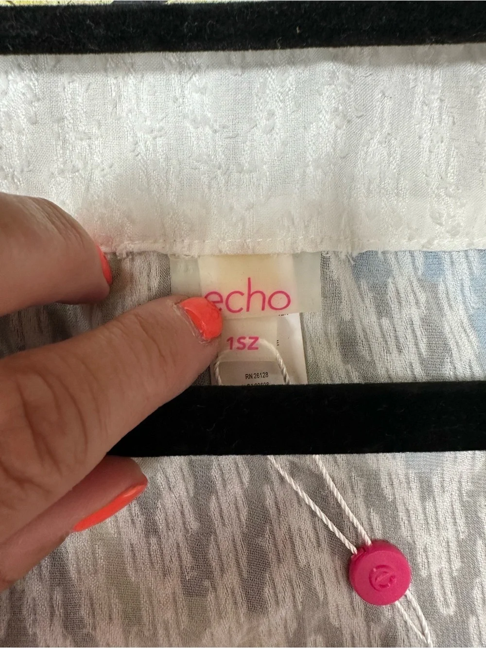 Echo effortlessly chic