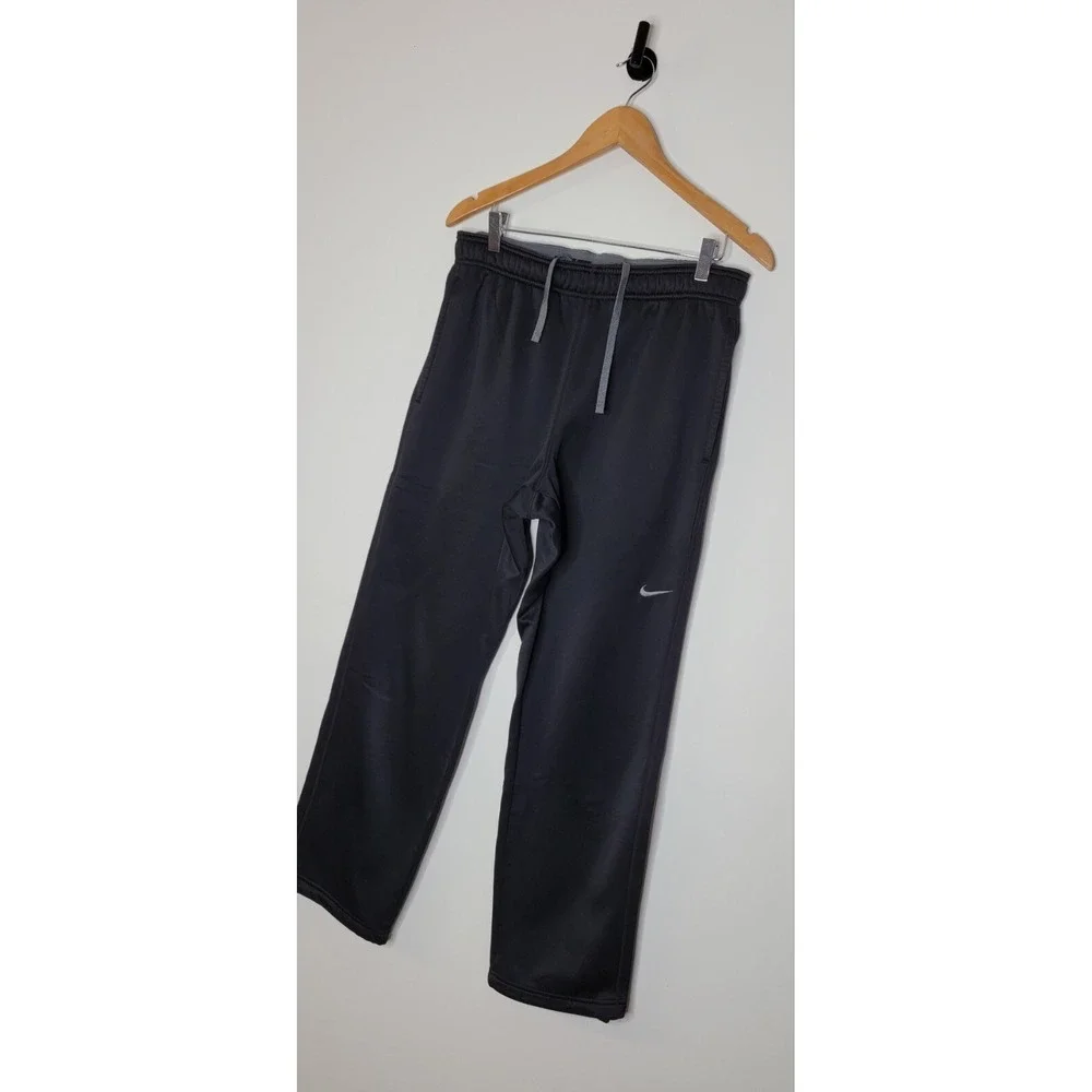 Nike Therma-Fit Sweatpants Men's Size Medium Black Sweatpants Jogger Pants