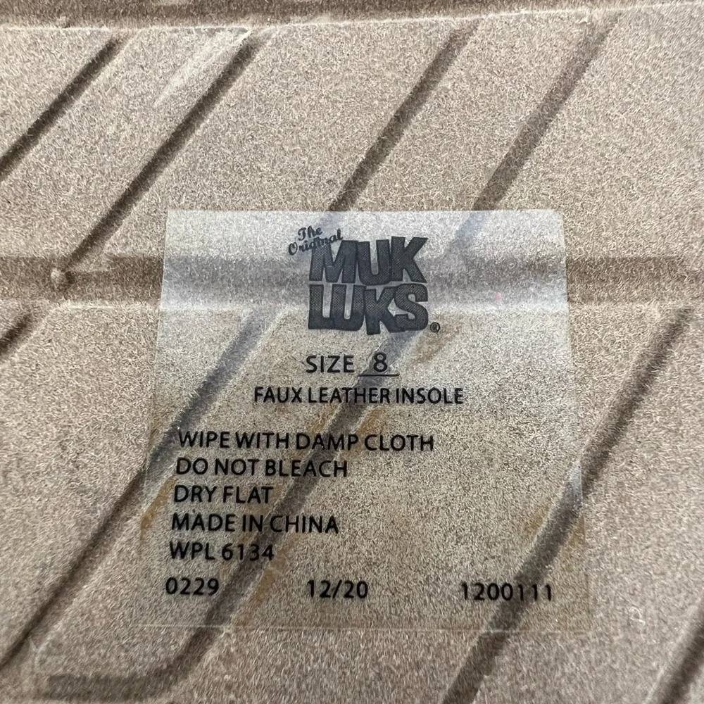 MukLuks About You Slotted Sandal Tan Animal Print Leopard Slip On Sandals‎ 8