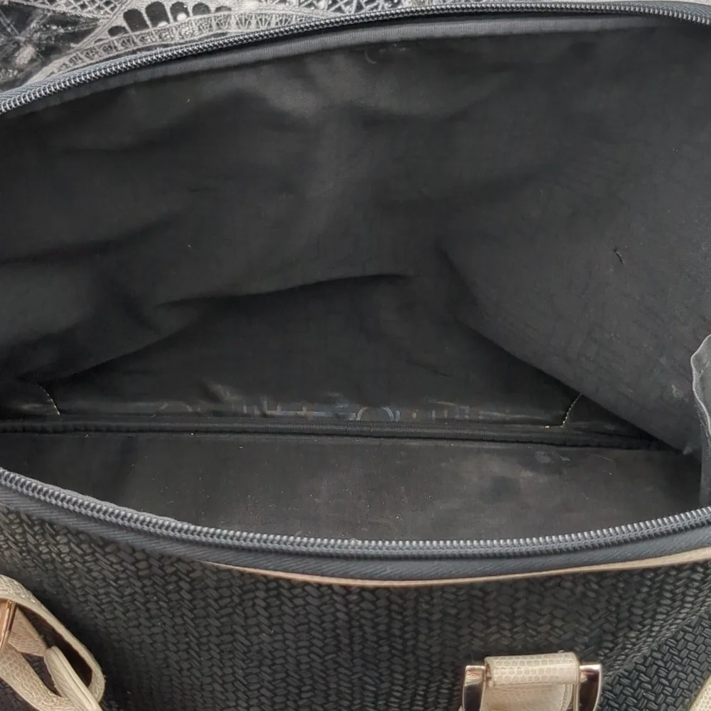 Diane Von Furstenberg black off